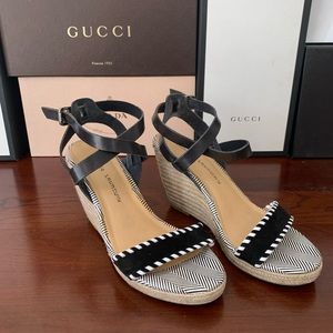 Chinese Laundry Striped Wedges